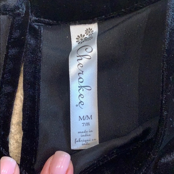 Cherokee pantsuit. - Picture 3 of 6